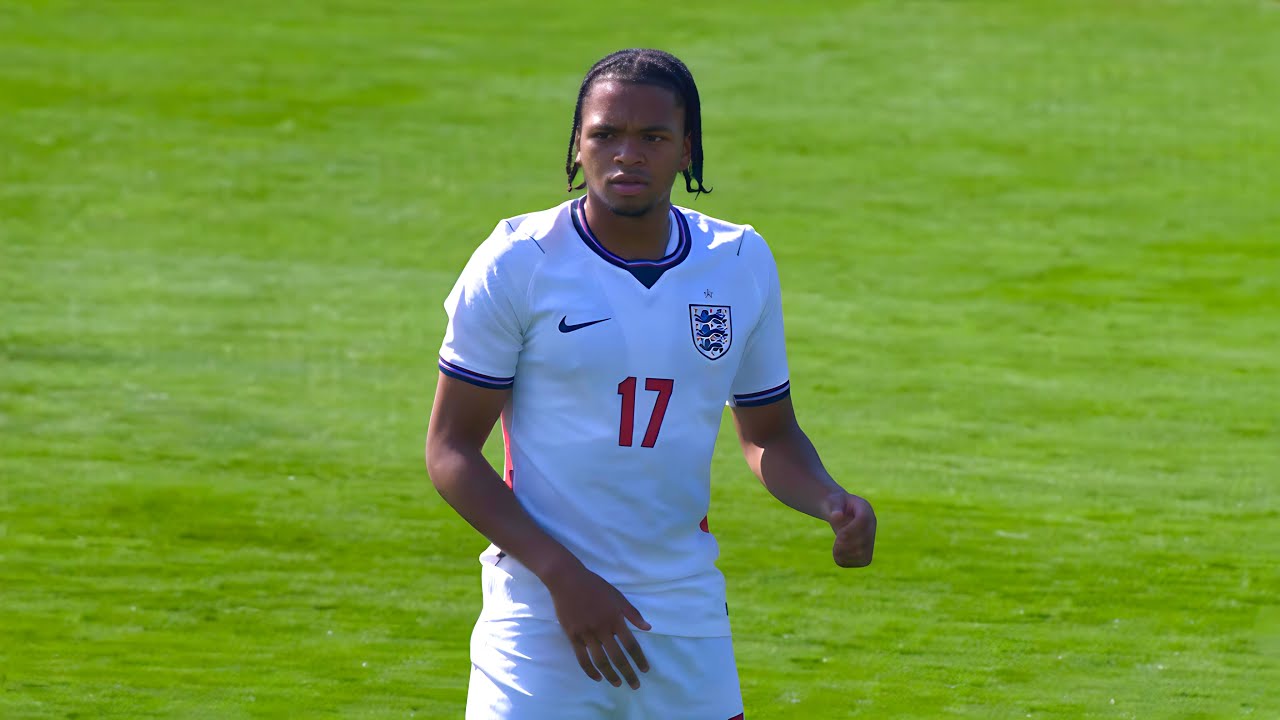 Rio Ngumoha vs Portugal U19