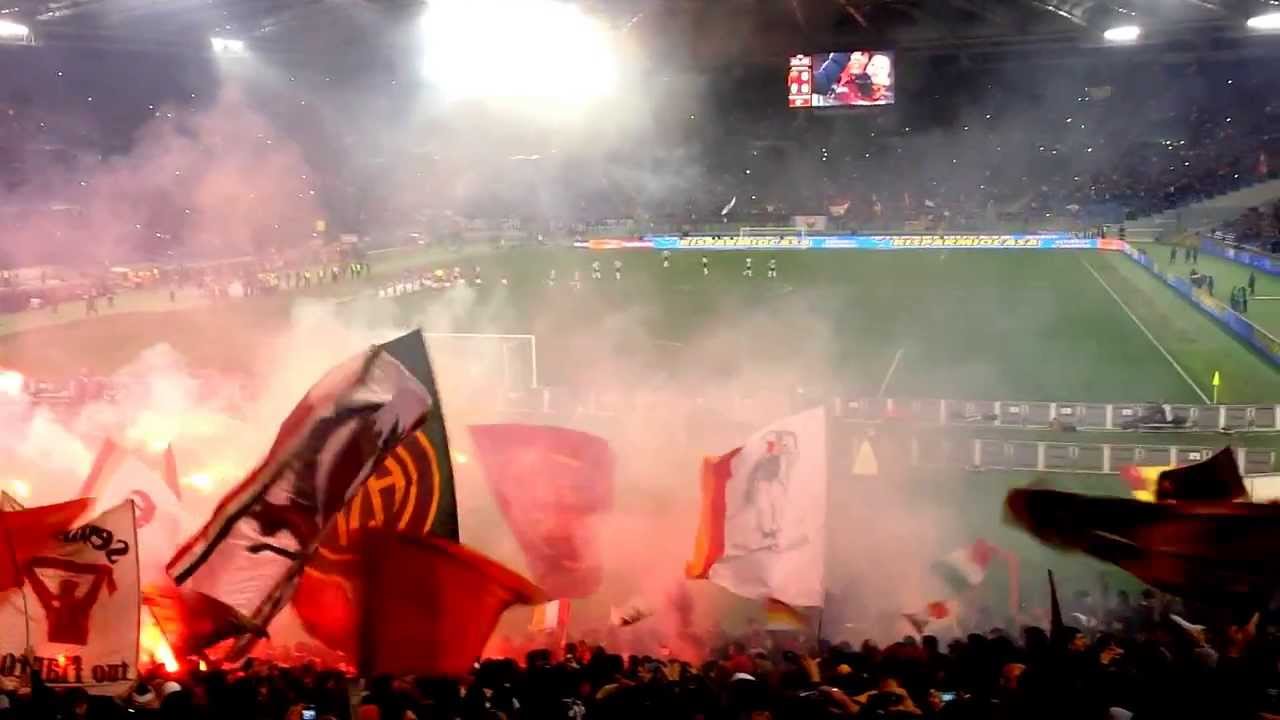 Roma-Juventus in curva Sud