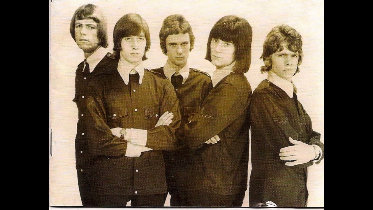 The Birds - That's All That I Need (2011)