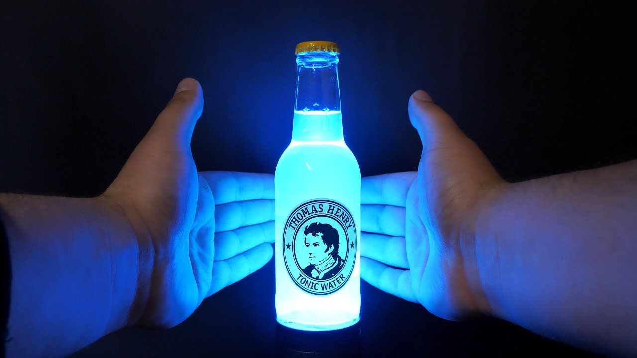 Tonic Water kann LEUCHTEN - Fluoreszenz   [𝟰𝗞] | JJChemistry