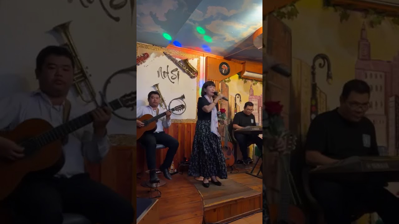 Hát cho người nằm xuống ( Trịnh Công Sơn)- Ngọc Uyển- Live tại Phòng trà Note B