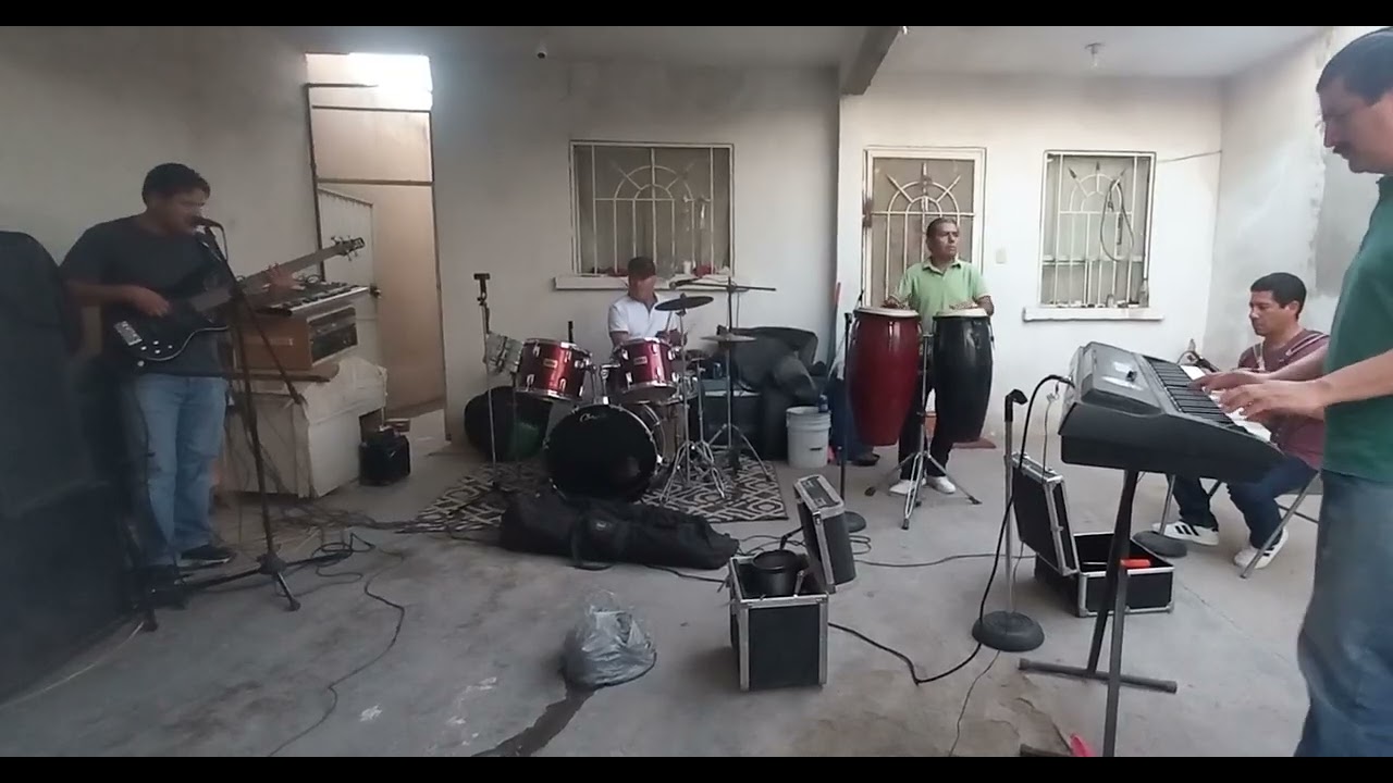 Ensayo con La Luz Colombiana ( serrucho)
