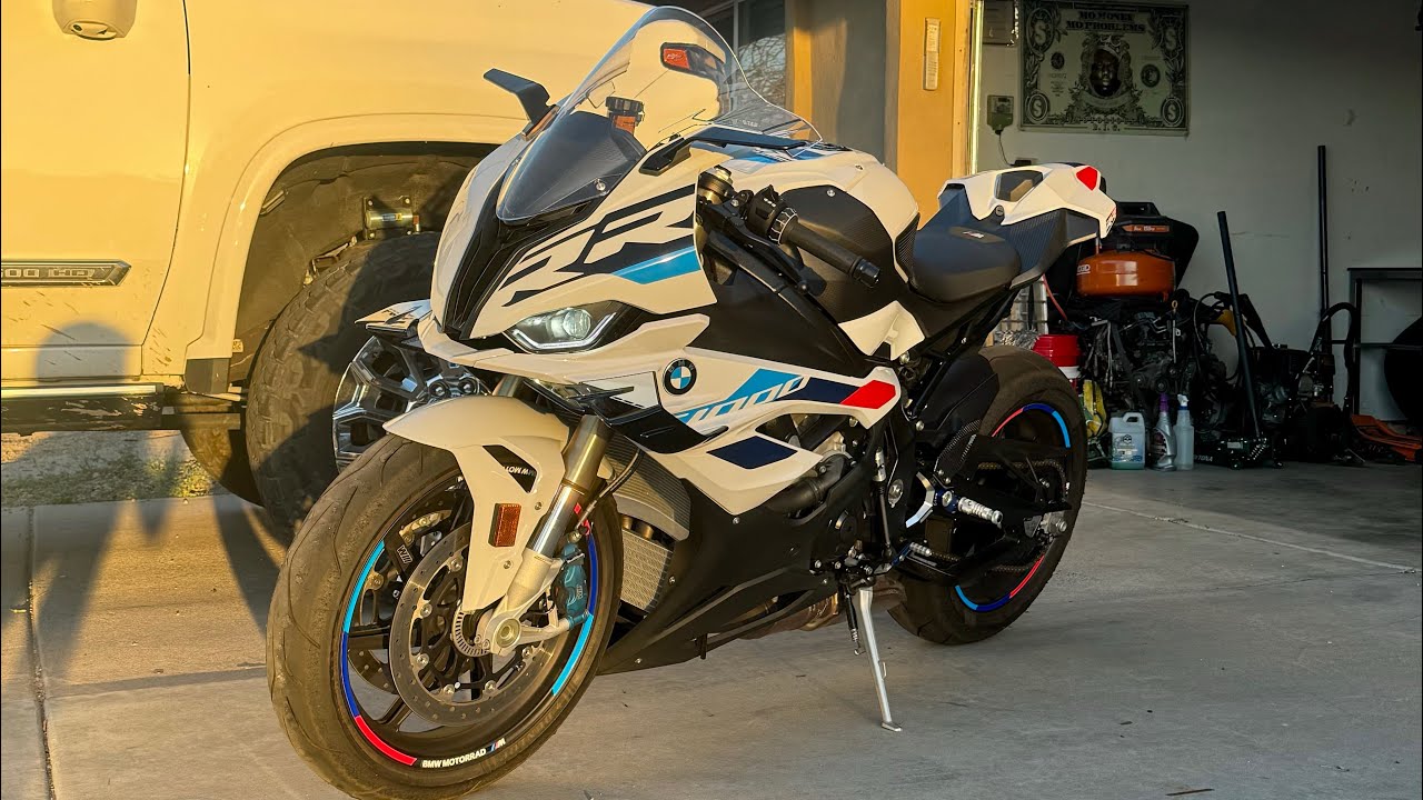 Установка слайдеров и PPF на BMW S1000RR K67 EvoTech