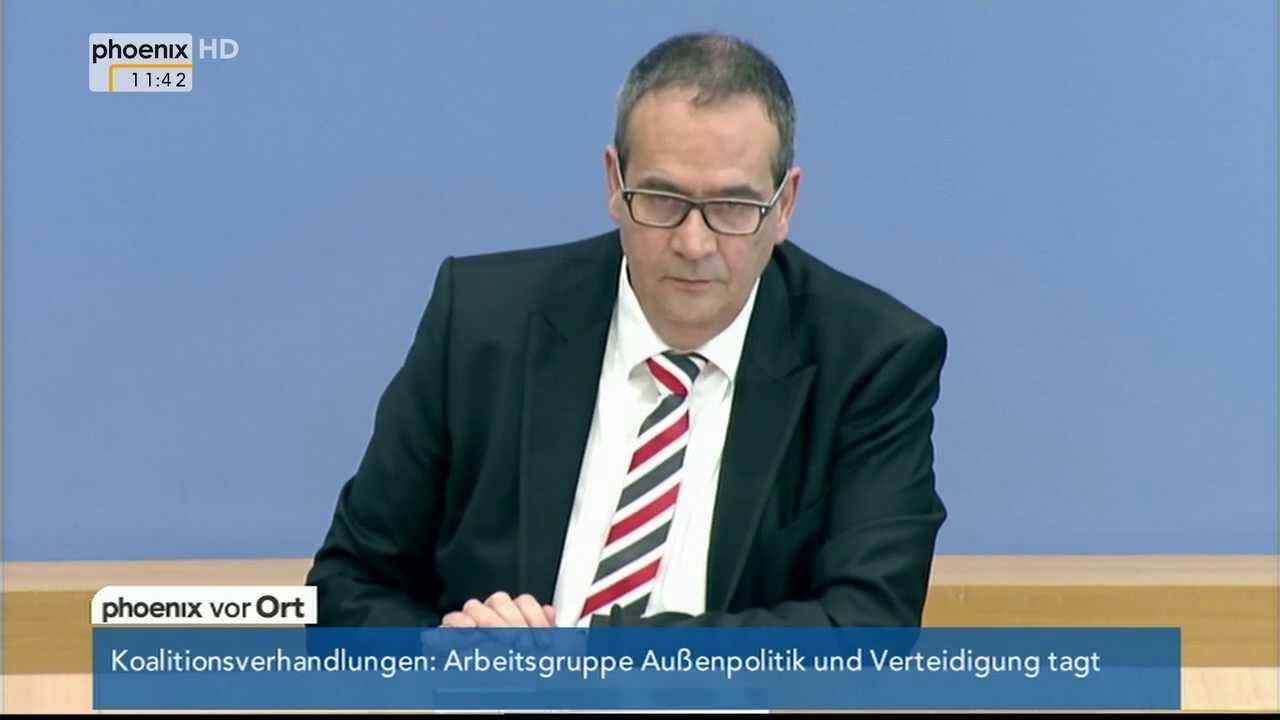 Abh&ouml;rskandal: Regierungssprecher Georg Streiter bei der Bundespressekonferenz am 25.10.2013