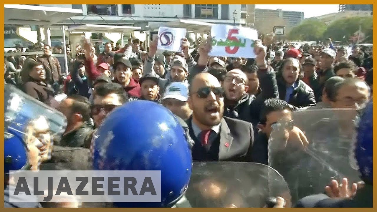 🇩🇿 Algeria protests: Students rally against president | Al Jazeera English