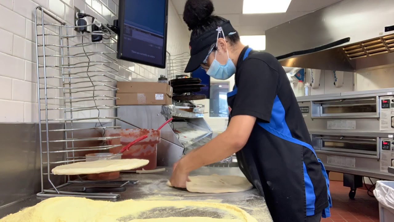 come to work with me | shift manager at domino&rsquo;s pizza