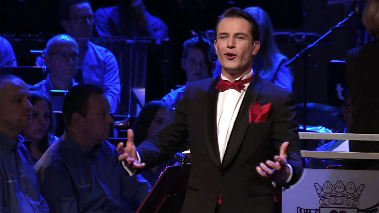 Tango van het blote kontje - Marco de Kramer | Toon Hermans 100 jaar