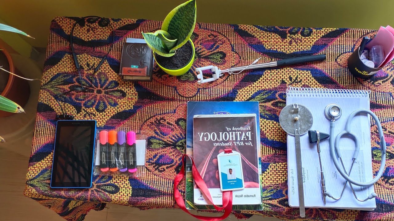 What is in a bag of a medical (Physiotherapy)student ? | Physio by heart |