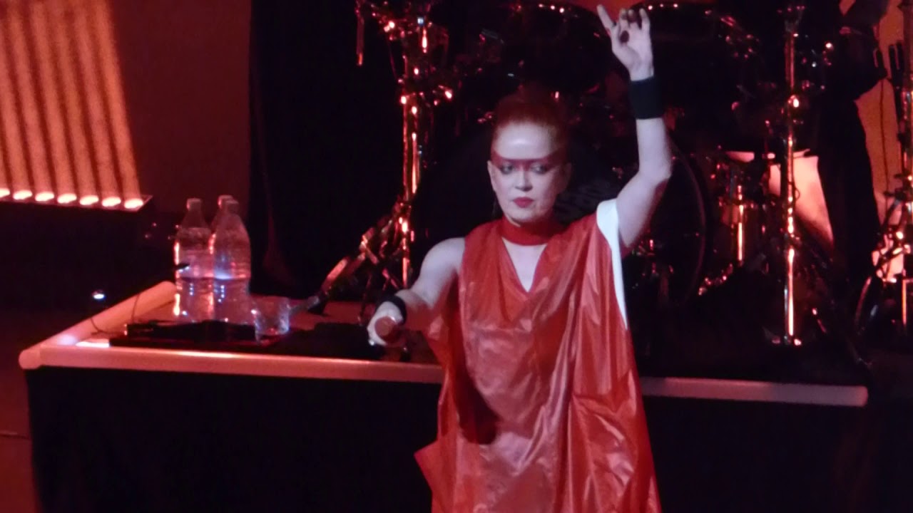 According2g.com presents "Temptation Waits" by Garbage