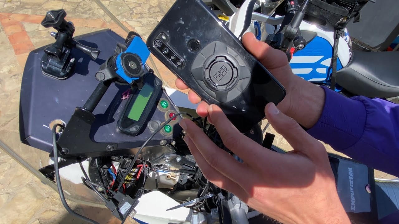 Il mio supporto smartphone per moto (OCCHIO ALLE VIBRAZIONI)