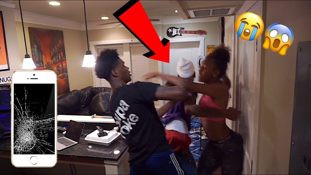 I DESTROYED MY GIRLFRIEND IPHONE 7 PRANK!!! (GONE VIOLENT)