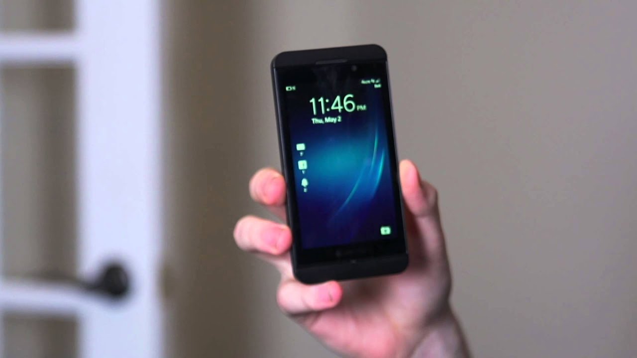 Part 1 iSwitched to Blackberry 10 Blog 30 Day Challenge Linus Tech Tips