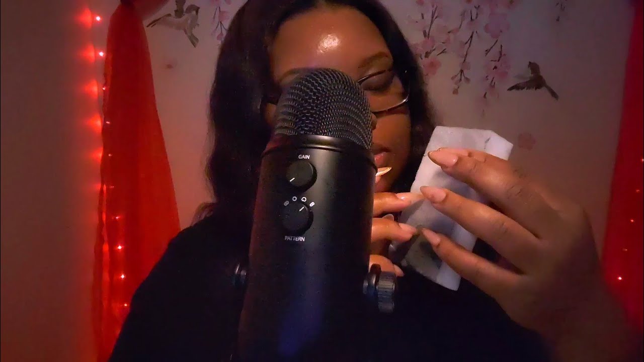 ASMR | GENTLE Tapping & Scratching + Whispering 