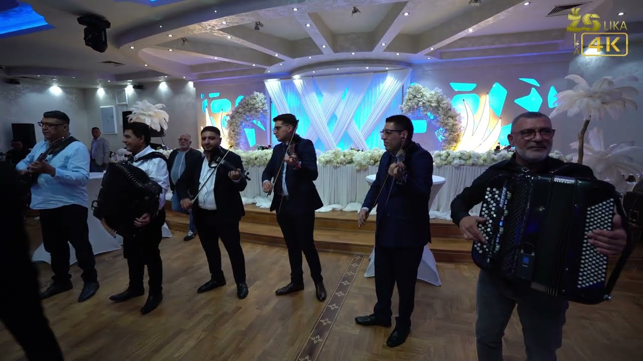 SPEKTAKL U BECU Veselje kod Dugog i Zakline - 10 NAJPOPULARNIJIH PEVACA  1 DEO