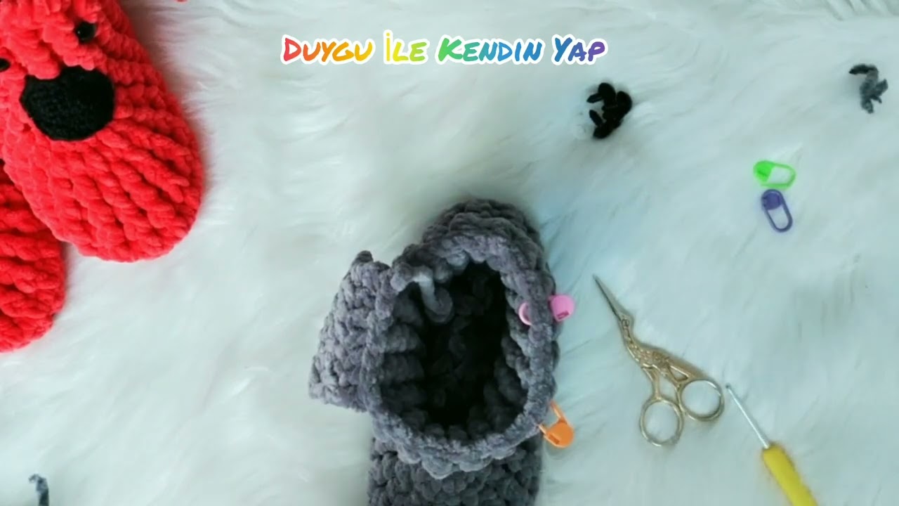 Kolay ev botu yapımı / kadife ipten panduf yapımı. köpek figürlü 26-27 nmra bot patik yapımı part 2