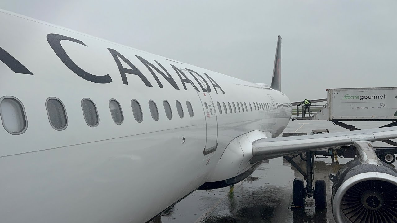 Air Canada - Airbus A321-200 | Vancouver to Winnipeg (Departure)