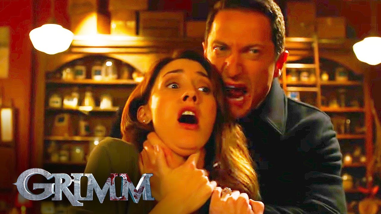 Monroe and Rosalee Try to Help Renard Heal | Grimm