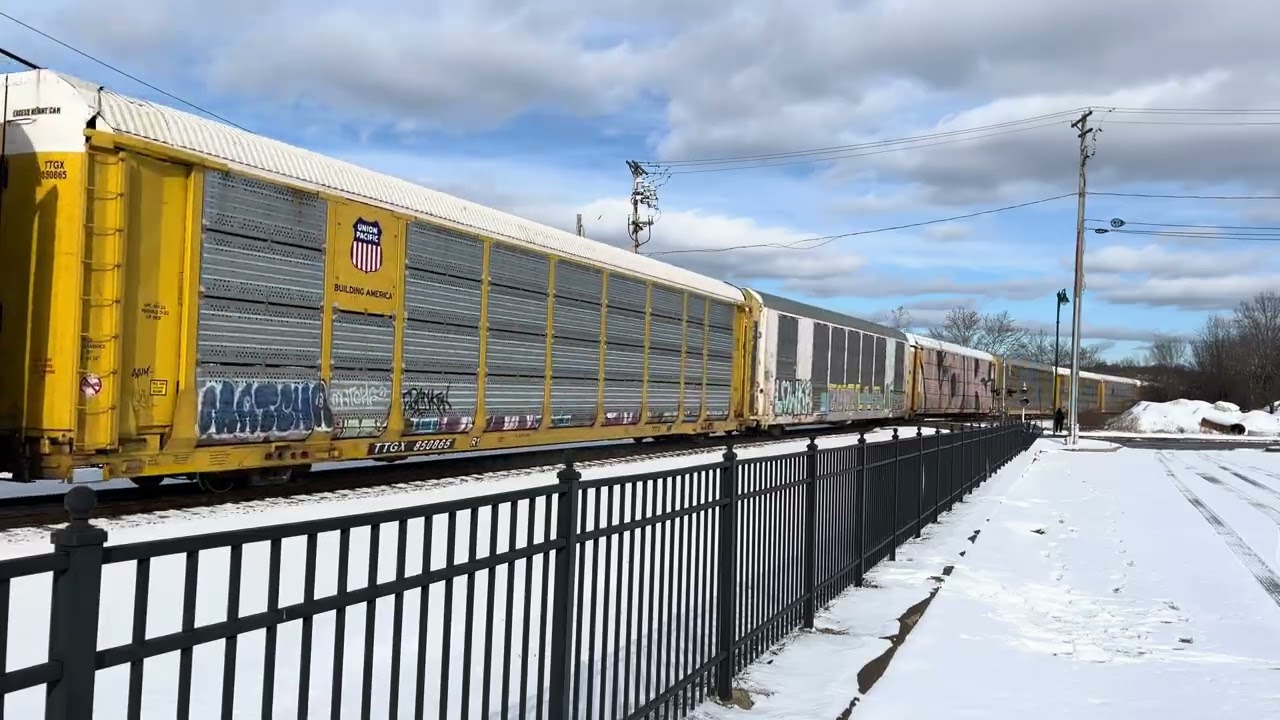 Long autorack train in homestead pa
