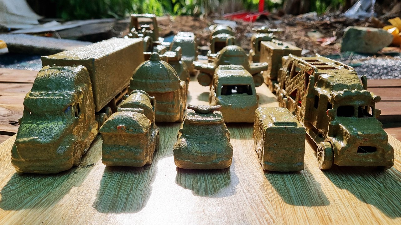 Find & Clean Muddy Toys, Concrete mixer truck, container truck, police car, school bus, tank, Tayo