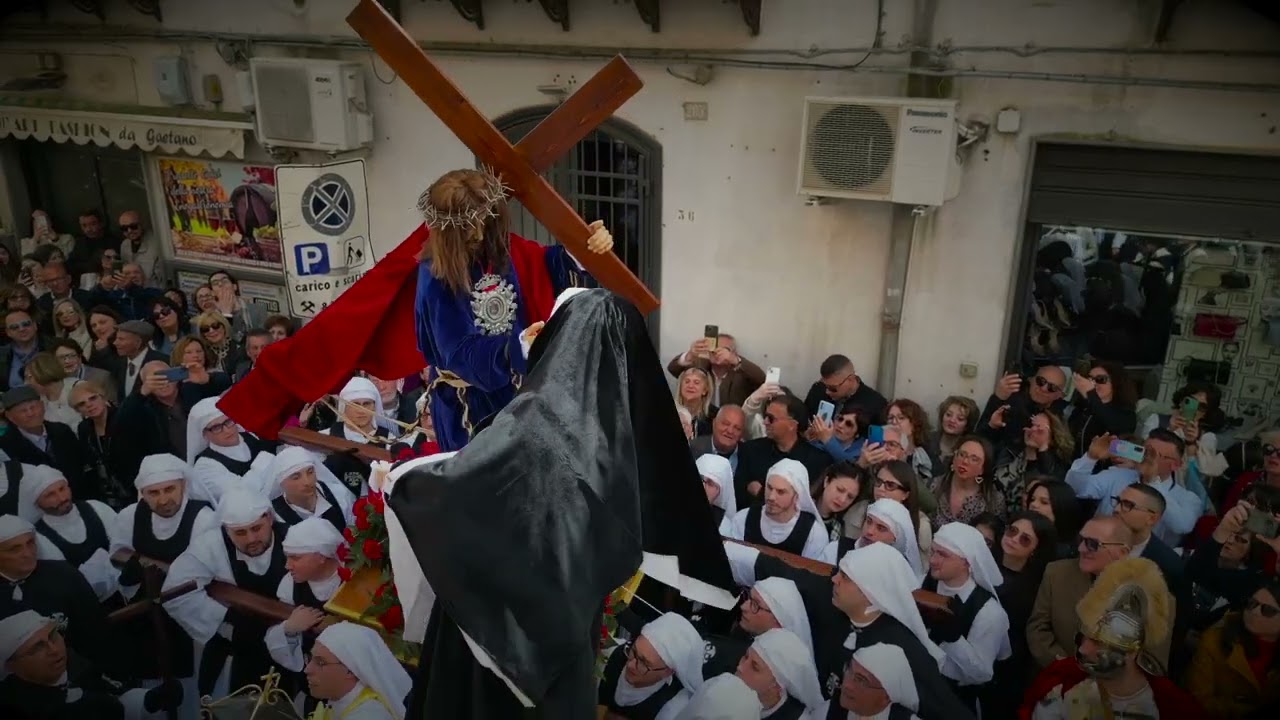 Processione del Venerdi Santo di Mazzarino (CL) 2024 visto dal drone.