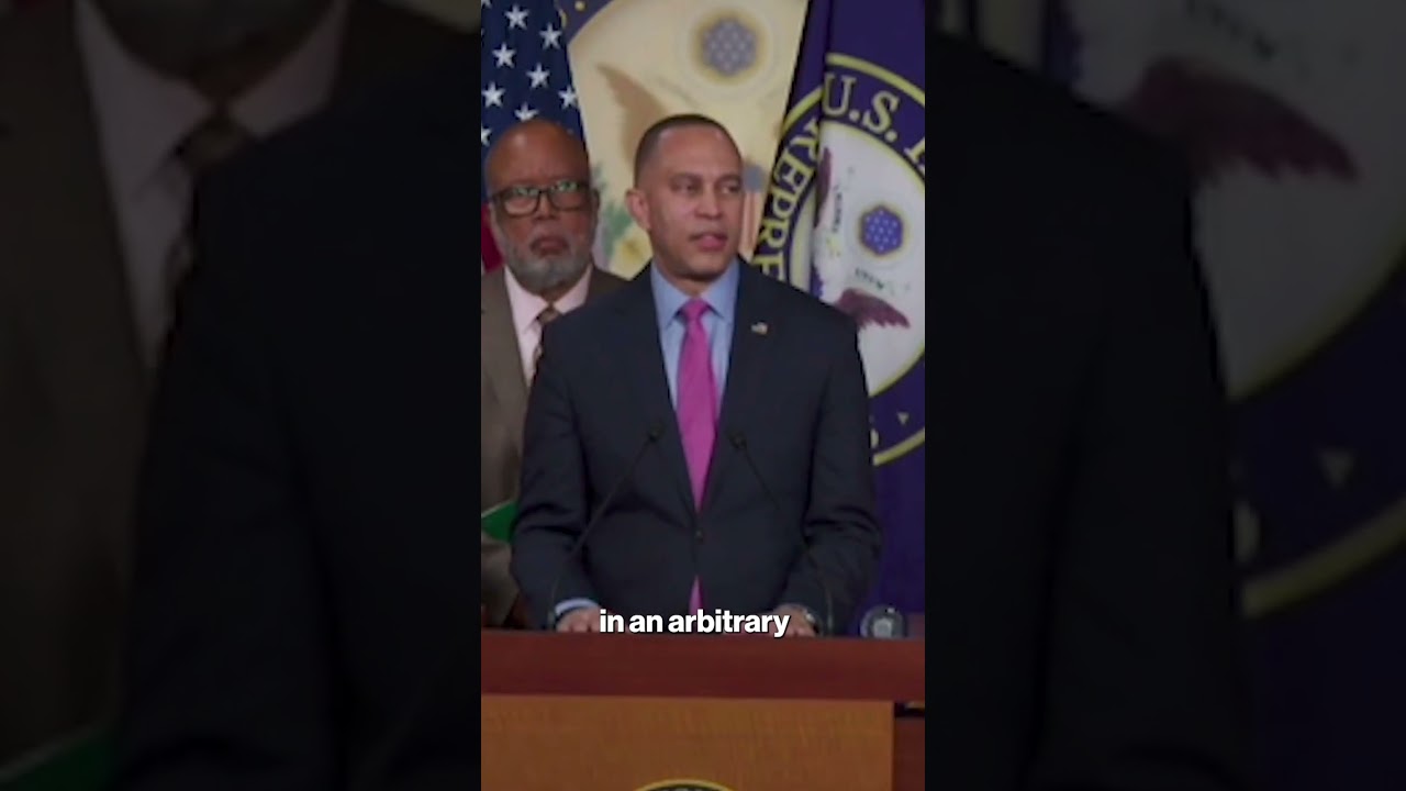 Jeffries Blasts ICE, Demands 'Accountability' and Reform From DHS Ahead of Funding Deadline #shorts