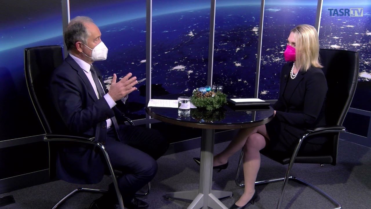 Svet &ndash; U.S. Ambassador to Slovakia Bridget A. Brink