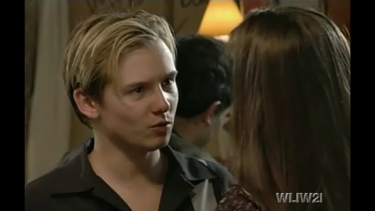 EastEnders - Sonia kisses Martin to make Jamie jealous (17th May 2002)