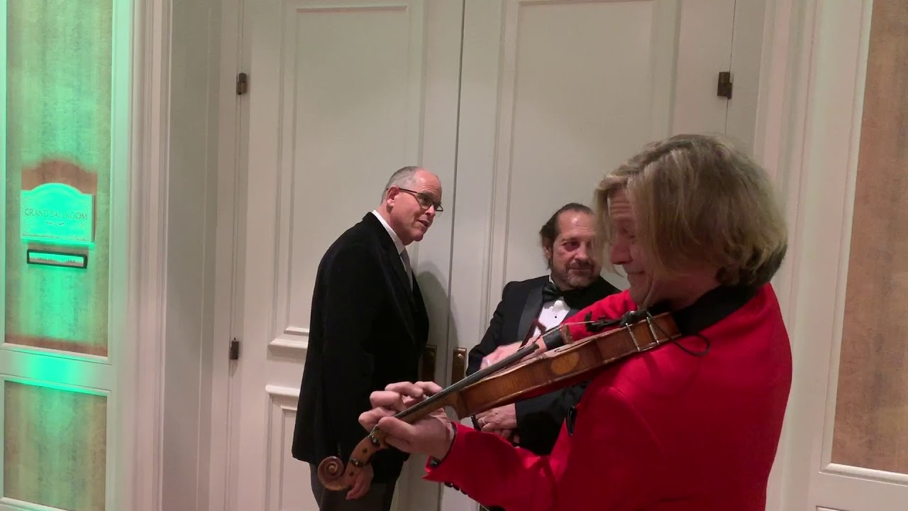 You wont' believe what Alex DePue Miguel de Hoyos do in this video