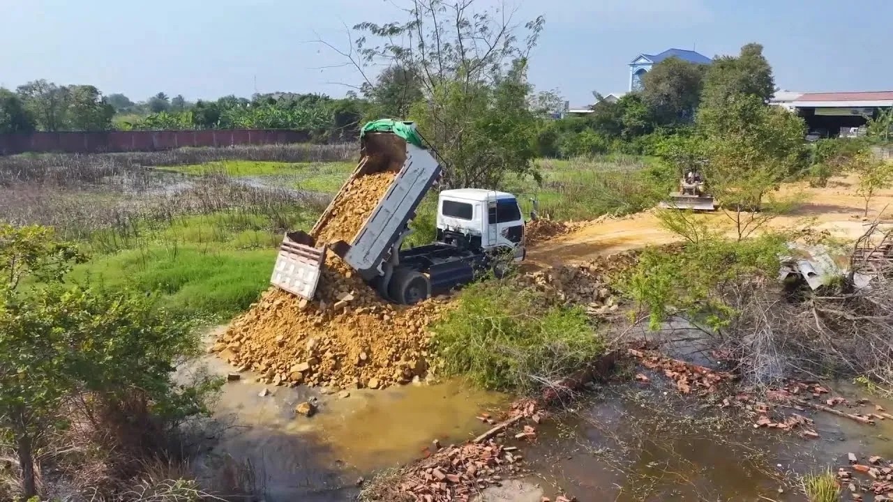 Amazing Resort Construction! Bulldozer Transforms Pond Area