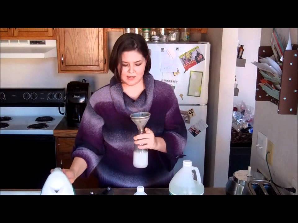 How to Make the Best Homemade Glass Cleaner