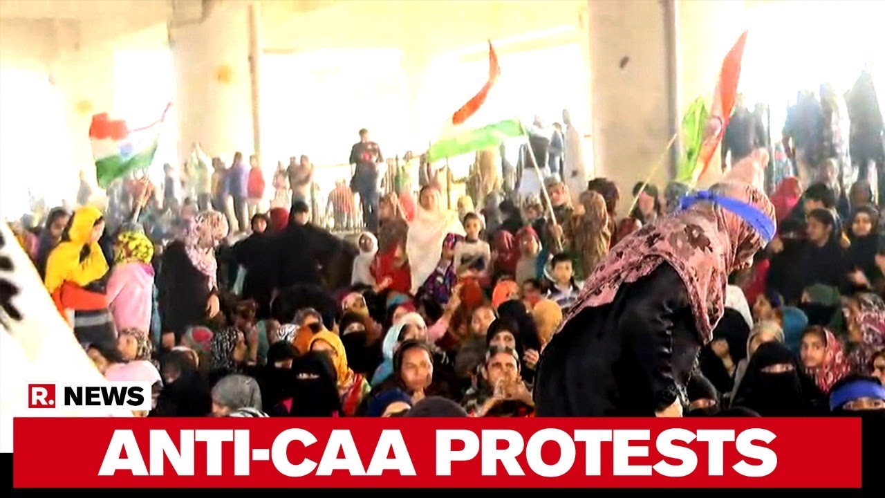 Jaffarabad Protest: Around 1000 Women Hit The Street To Protest Against CAA, NRC