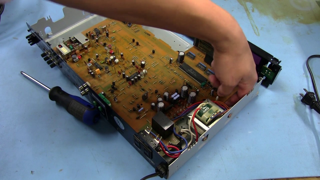 TWB #41 | Kenwood KT-75 Synthesizer Tuner Repair