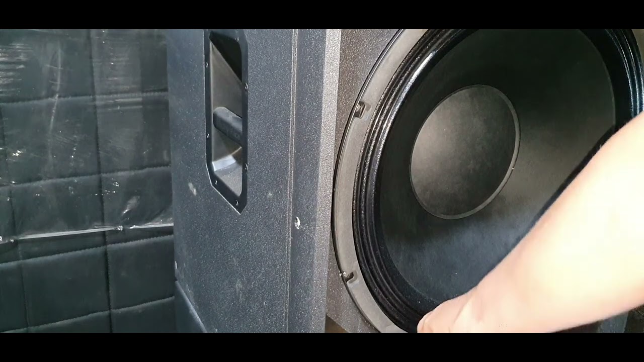 Tutorial Subwoofer 18 Pulgadas Electro Voice EV ELX200 18SP Componentes Bajo, Que trae por dentro ?