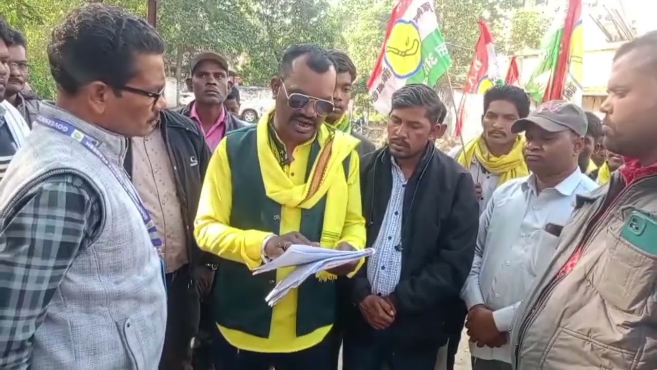 भारत आदिवासी पार्टी और आमानाला मंडला के लोगों के द्वारा किसानो की समस्या को लेकर पहुंचे ज्ञापन देने 