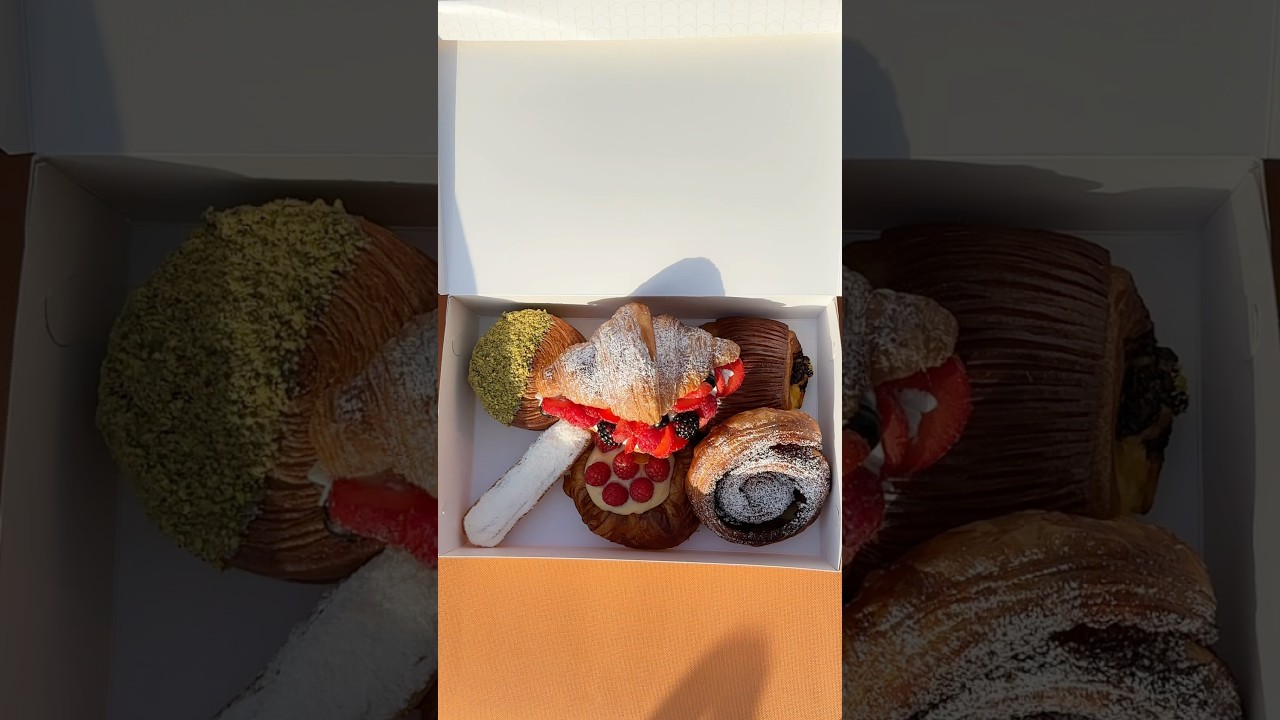 Must visit French bakery in Dubai #dubai #bakery #food #dubaifoodies #pastry #frenchbakery