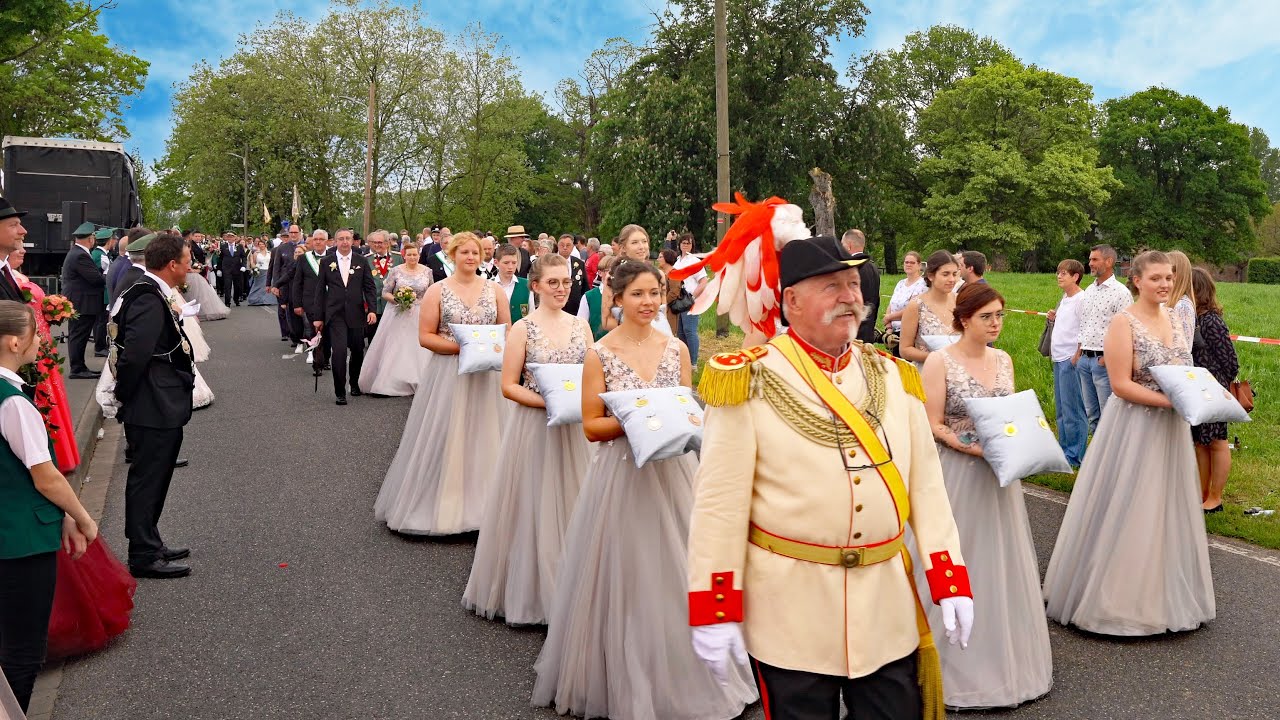 Parade, Vorbeimarsch Teil 2, Schützenfest Havert - Stein 14-05-2023 Dekanat Gangelt - Selfkant, 4K.