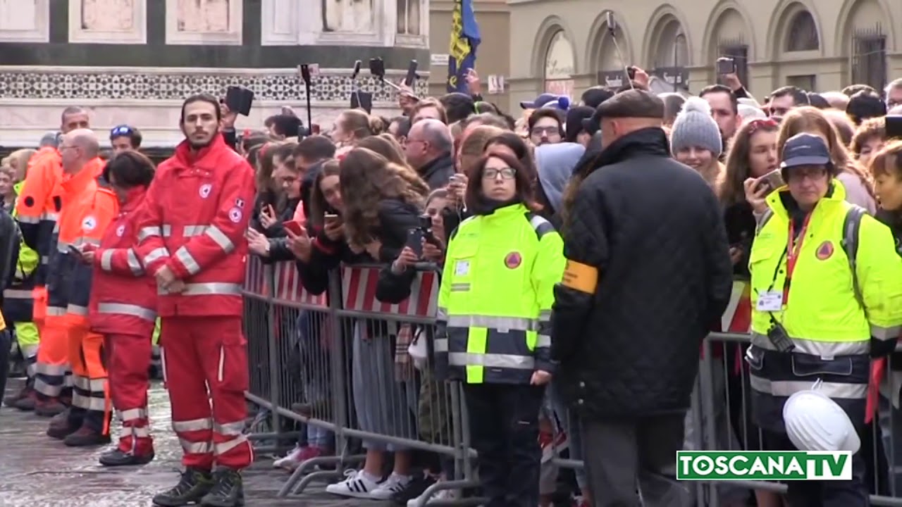 2018-04-01 FIRENZE - SCOPPIO DEL CARRO, SI INCEPPA LA COLOMBINA