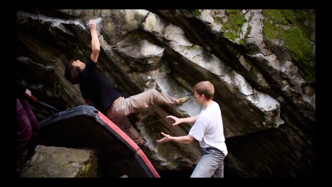 Schwarz auf weiss (7c+) - Blausee, Switzerland