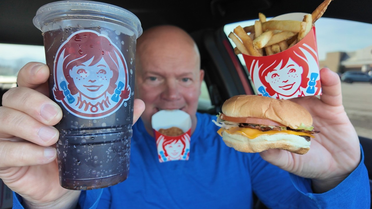 Wendy's $6 Biggie Bag Review