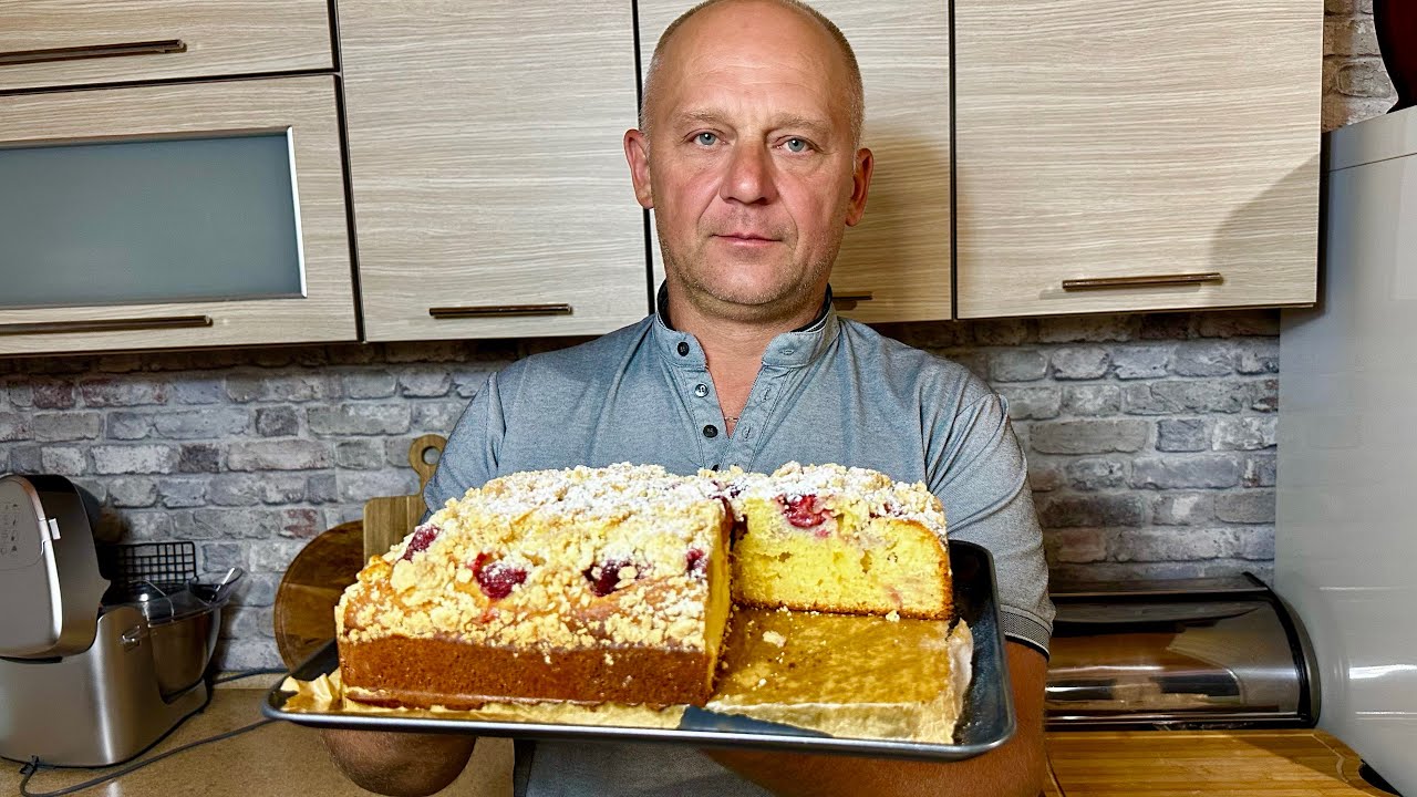 Дрожжевой пирог с клубникой, пирог без подъема теста, который можно приготовить за 5 минут.