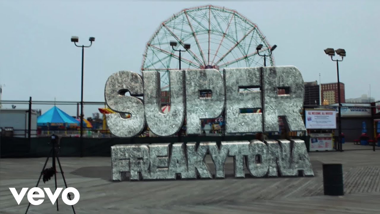 Super Freakytona 