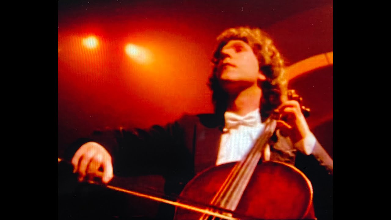 Steven Isserlis - Saint-Saens: Cello Concerto No. 1 in A Minor, Michael Tilson Thomas LSO  (1993)
