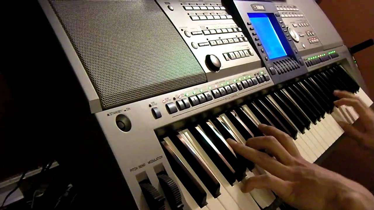 Bad Romance on YAMAHA PSR-1500 keyboard