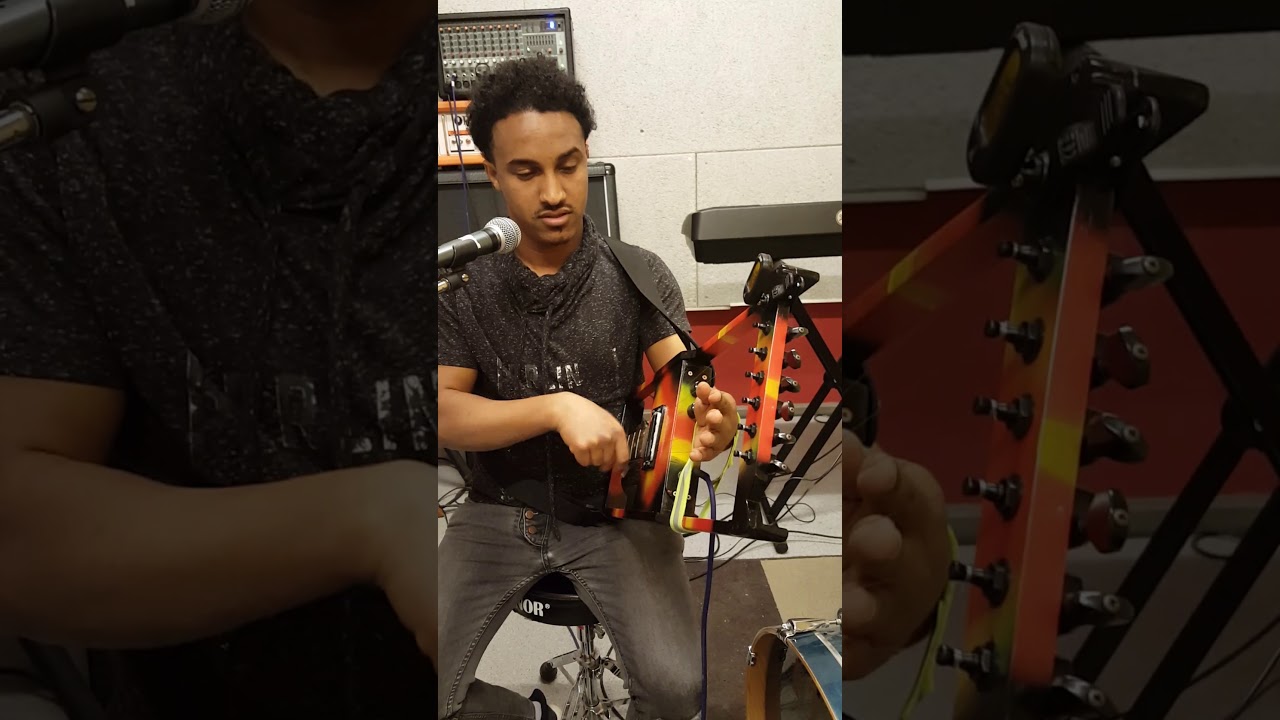 Krar ቅኒት ክራር ኣብ መጀር ኣጠቃቅምኡን