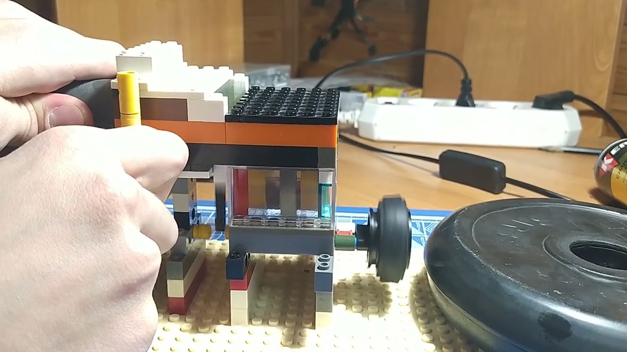 вакуумный двигатель из лего