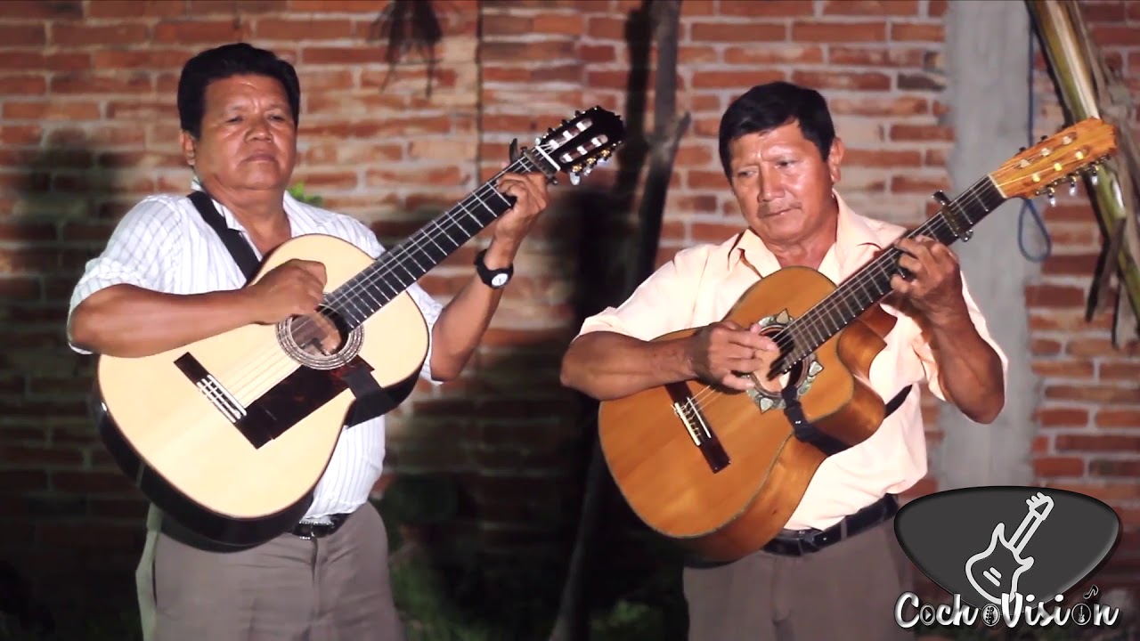 LA CALENTANITA / DUETO LOS CISNES NEGROS DE ARCELIA GUERRERO / COCHOS