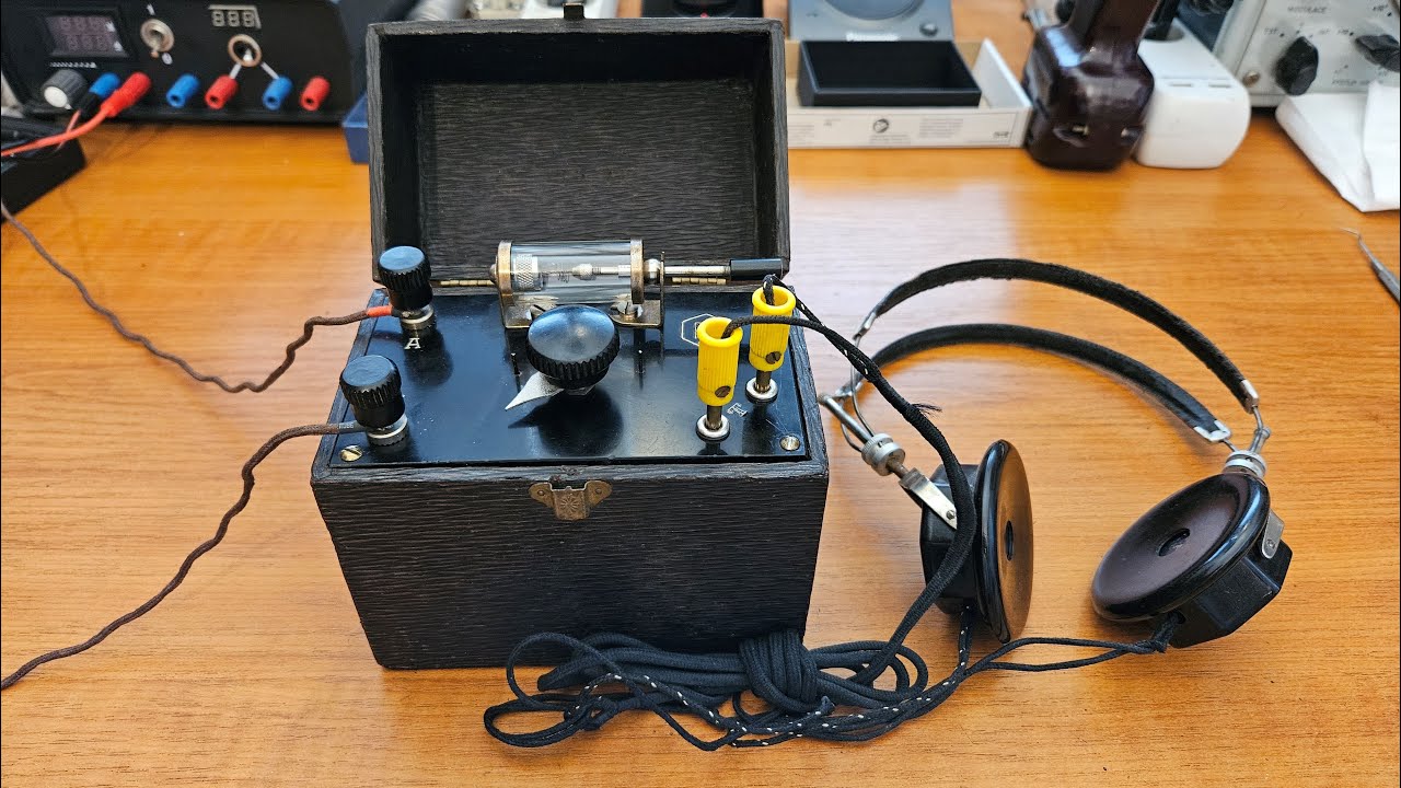 Krystalka Radioslavia ETA Radieta AC3 antique radio, Vintage radio, Kristall Radio detektor reciever