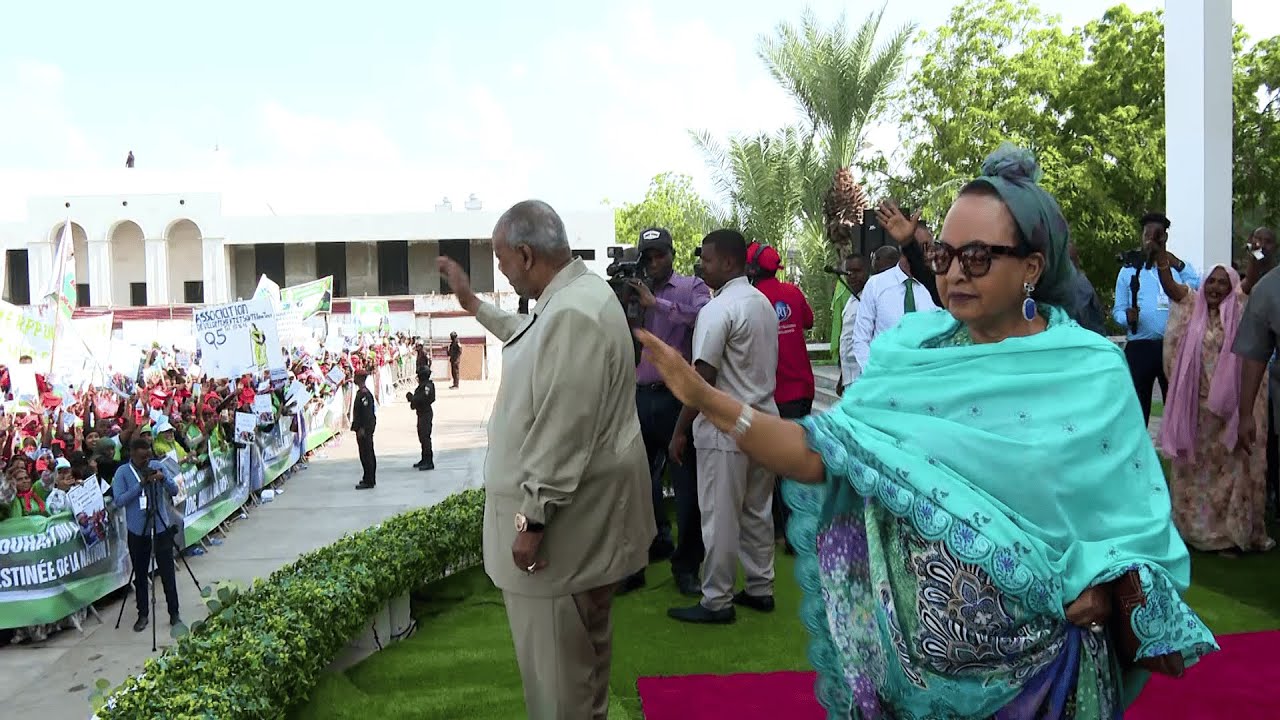 Accueil triomphal pour le Président Ismaïl Omar Guelleh et la Première Dame au Palais du Peuple
