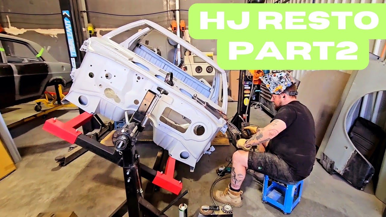 HJ HOLDEN RESTO PART 2