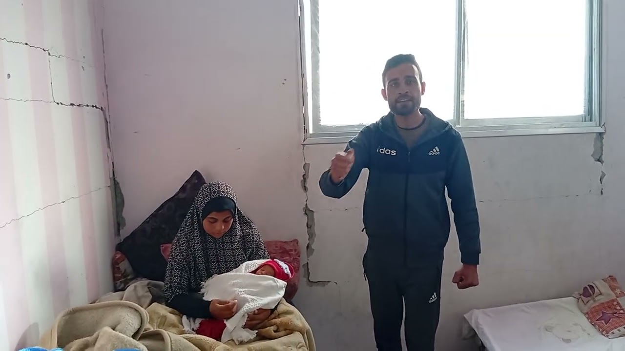 استحلفكم بالله مشاهدة قصة طفل بعمر يوم واحد تحت البرد في غزة للتبرع تواصل واتساب 00972597112659